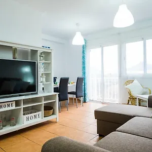 https://trendy-surfstyle-2-bedroom-apt.tenerifehoteles.net